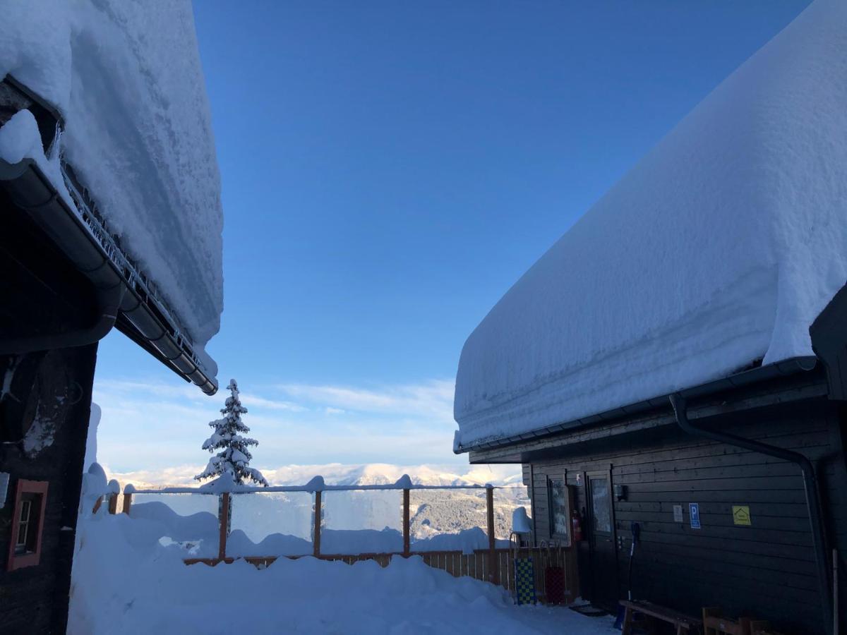 Stubihuettn Apartamento Sonnenalpe Nassfeld Exterior foto